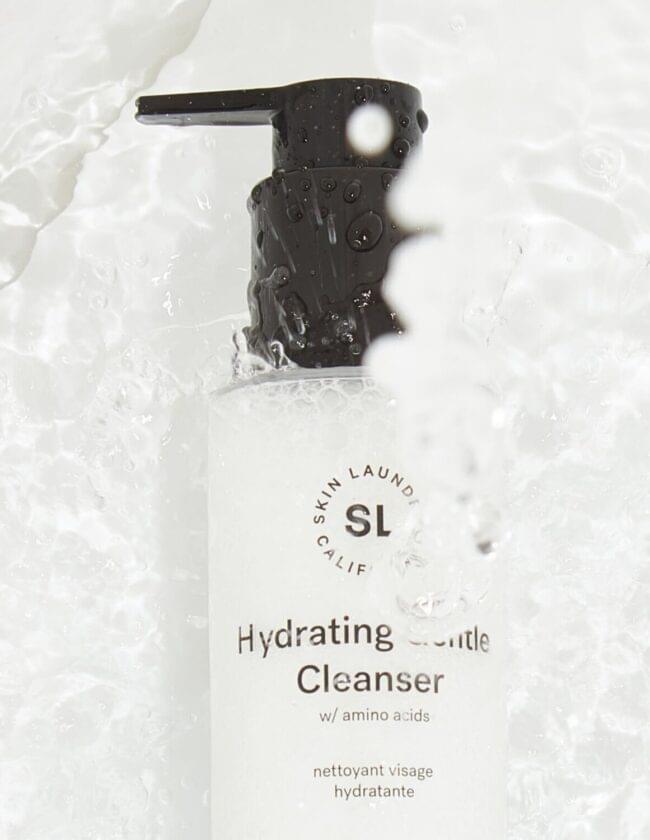 Hydrating Gentle Cleanser - Image 2